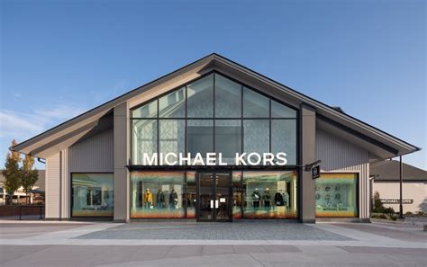 Michael kors outlet in Chandler, Arizona 